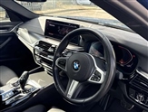 BMW 5 Series Image 6