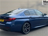 BMW 5 Series Image 3