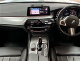 BMW 5 Series Image 4