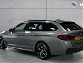 BMW 5 Series Image 2