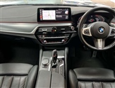 BMW 5 Series Image 4