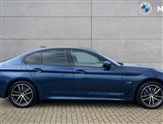BMW 5 Series Image 3