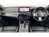 BMW 5 Series Image 4