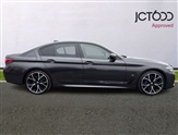 BMW 5 Series Image 4