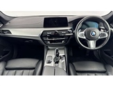 BMW 5 Series Image 4