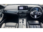 BMW 5 Series Image 4