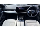 BMW 5 Series Image 4
