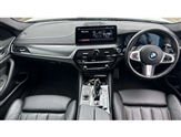 BMW 5 Series Image 4