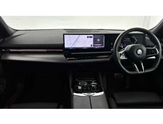 BMW 5 Series Image 4