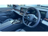BMW 5 Series Image 6