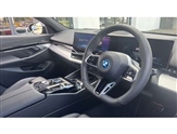 BMW 5 Series Image 6