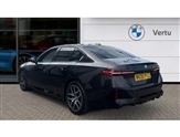 BMW 5 Series Image 2