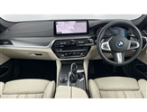 BMW 5 Series Image 4