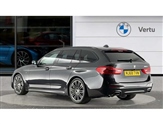BMW 5 Series Image 2