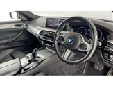 BMW 5 Series Image 6