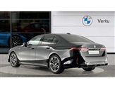 BMW 5 Series Image 2