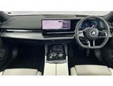 BMW 5 Series Image 4