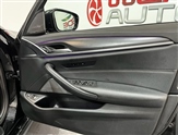 BMW 5 Series Image 4