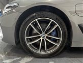 BMW 5 Series Image 6