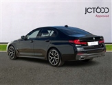 BMW 5 Series Image 3