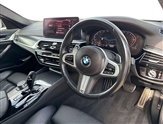 BMW 5 Series Image 6