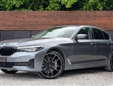 BMW 5 Series Image 3