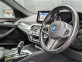 BMW 5 Series Image 2
