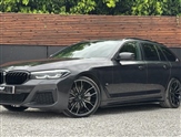 BMW 5 Series Image 3
