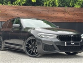 BMW 5 Series Image 4