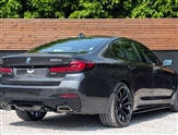 BMW 5 Series Image 6