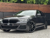 BMW 5 Series Image 1