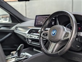 BMW 5 Series Image 2