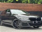 BMW 5 Series Image 4