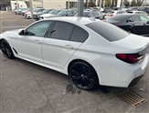 BMW 5 Series Image 6