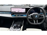 BMW 5 Series Image 4