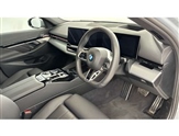 BMW 5 Series Image 6