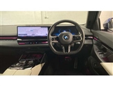 BMW 5 Series Image 5