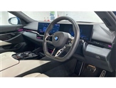BMW 5 Series Image 6