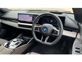 BMW 5 Series Image 6