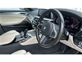 BMW 5 Series Image 6