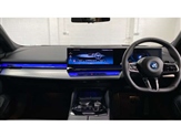 BMW 5 Series Image 4