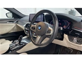 BMW 5 Series Image 6
