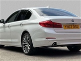 BMW 5 Series Image 4