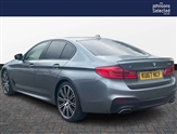 BMW 5 Series Image 2