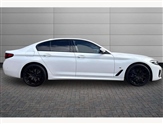 BMW 5 Series Image 6