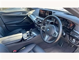 BMW 5 Series Image 6