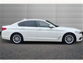BMW 5 Series Image 6