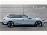 BMW 5 Series Image 3