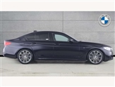 BMW 5 Series Image 3