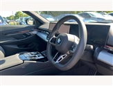BMW 5 Series Image 6